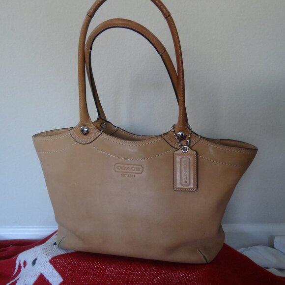 Coach Bleeker Legacy Tote Bag - Picture 2 of 5
